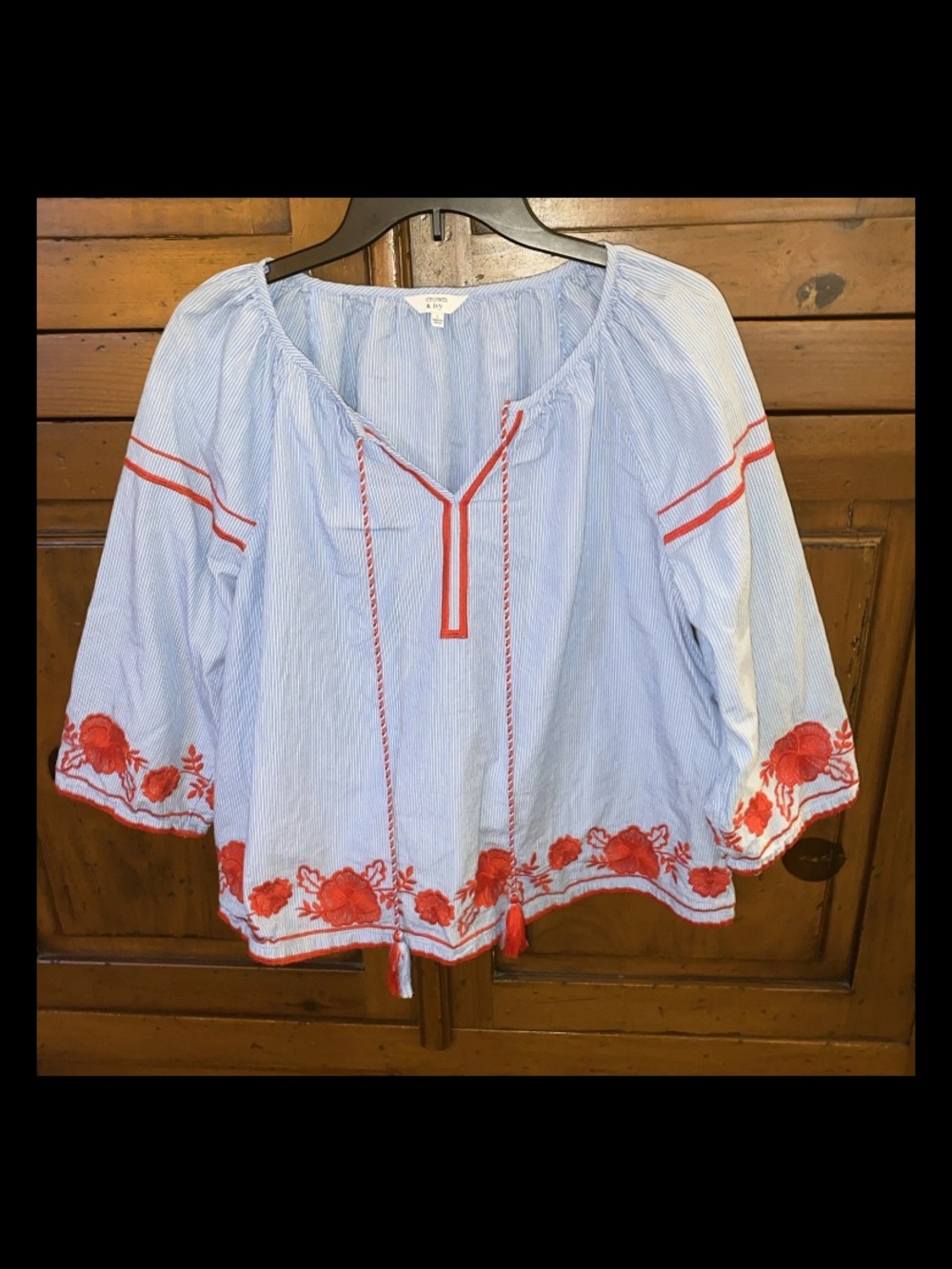 Crown & Ivy Peasant Top Blue Stripe Red Embroidery 3/4 Sleeves Boho LARGE
